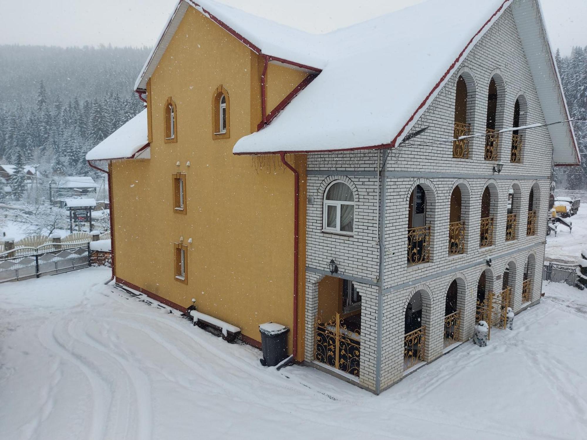 "Як Вдома" Буковель Hotel Eksteriør billede
